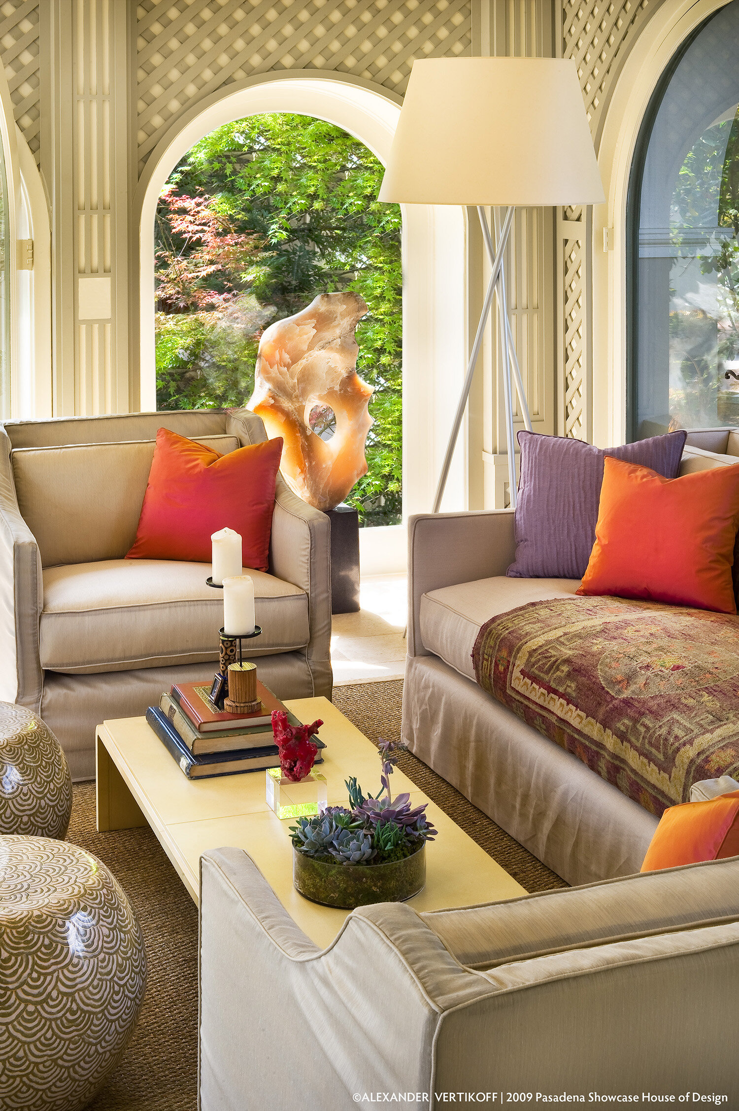 A Lattice Room Perfect for Summer